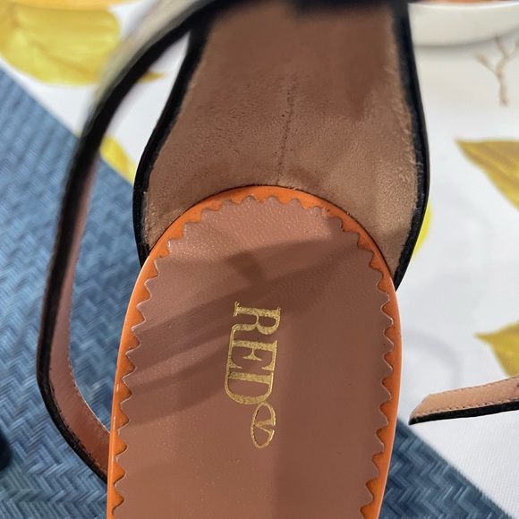 Sandals - Picture 3 of 5